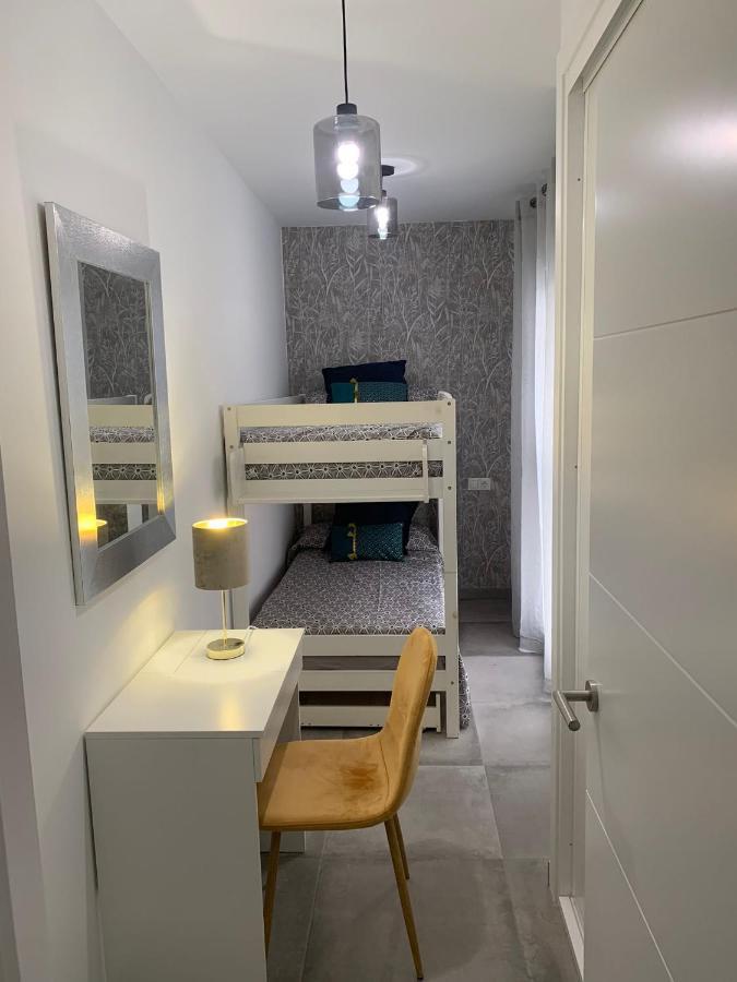 Los Boliches Holidays Suites Fuengirola Exterior foto